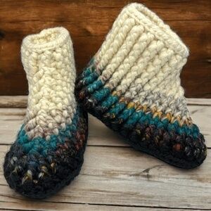 Handcrafted Crochet Winter Slipper Booties Wool Blend Yarn Ribbed Stitch Stretch